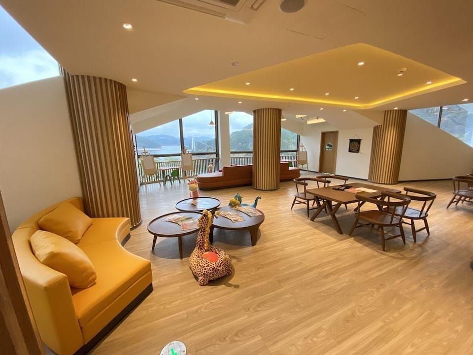 Qiyue Resort Hotel in Hangzhou