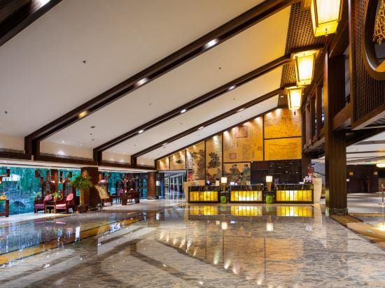 Luyu Narada Resort Hotel in Hangzhou
