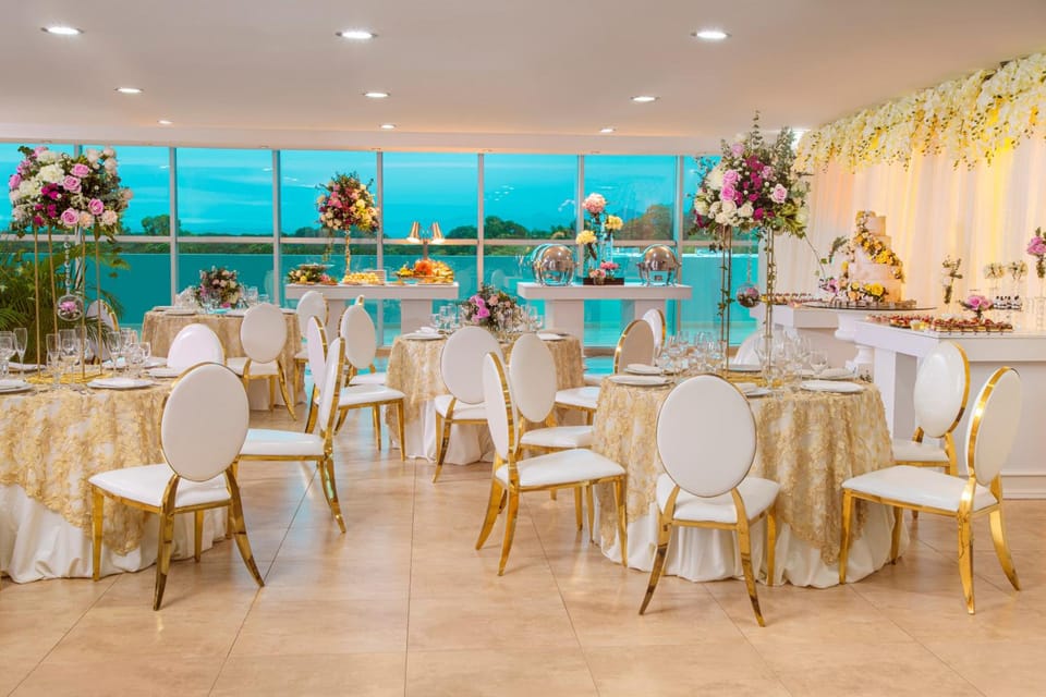 Banquet hall