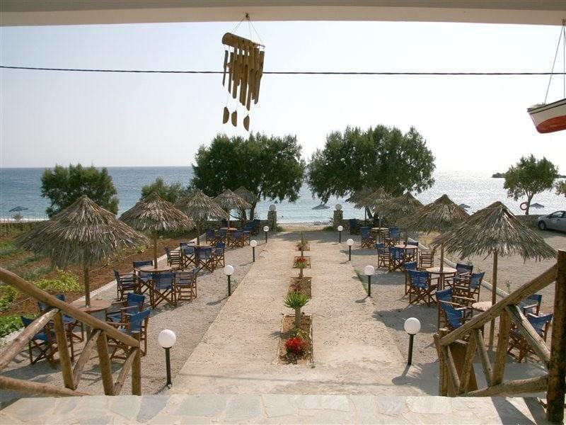 POTALI BAY HOTEL Hotel in Karpathos, 857 00, Greece