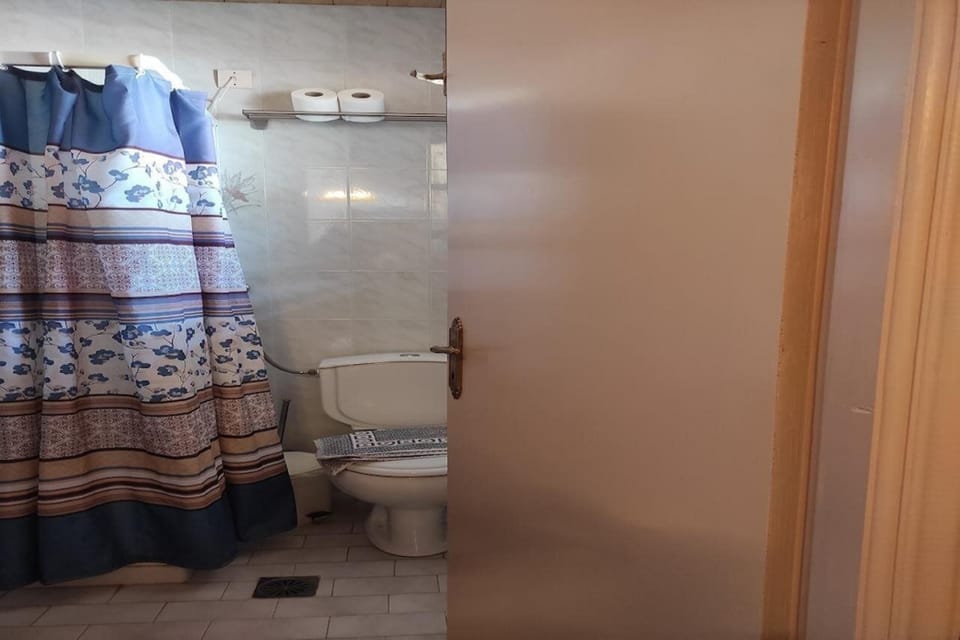 Sunwaves Apartments Hotel in Samos, Greece