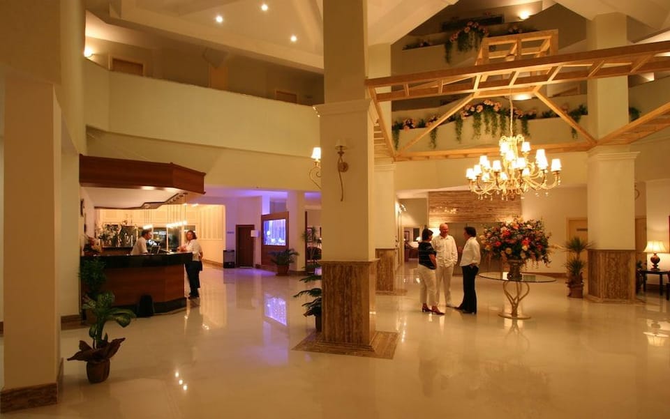 Febeach Side Hotel in Side