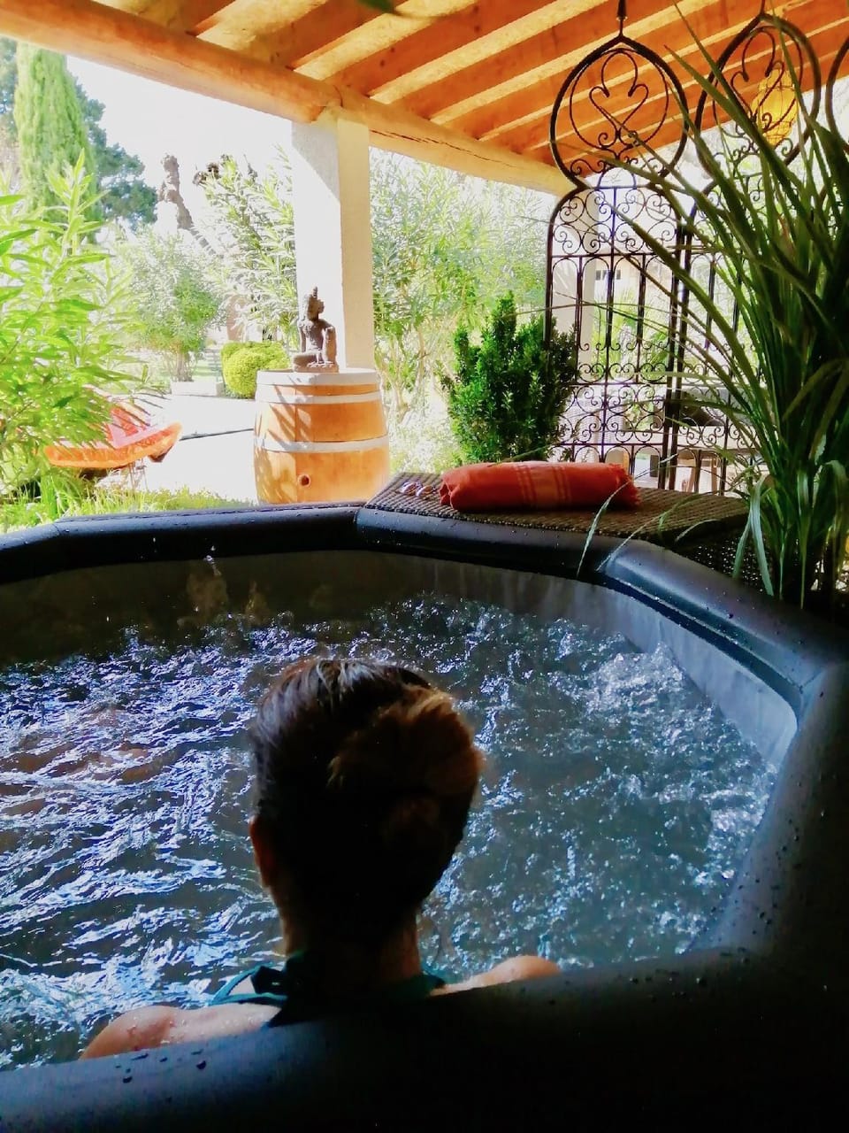 Fontaine des Magnarelles Hotel in Pernes-les-Fontaines