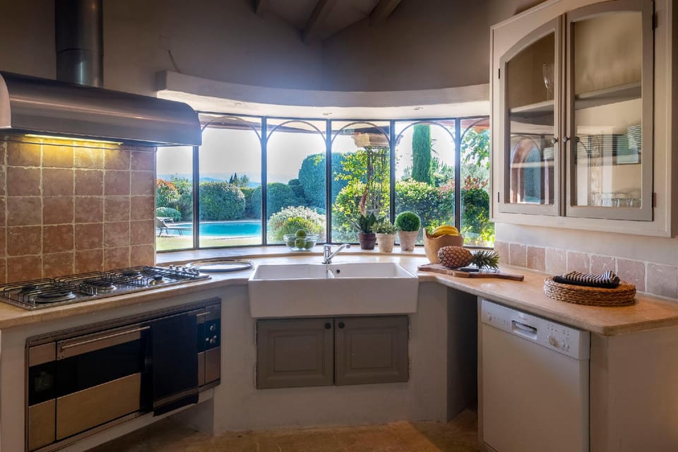 Mas De Rosemarie Resort in Provence-Alpes-Côte d'Azur