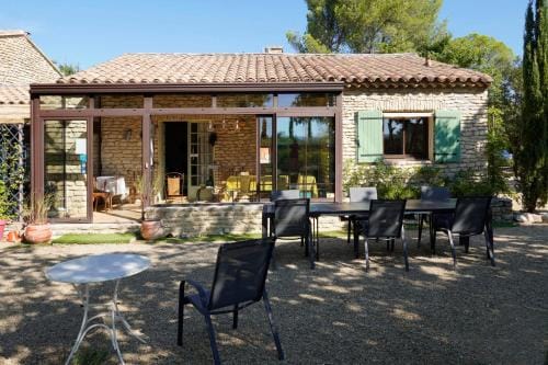 Mas Val-Chênaie Hotel in Gordes