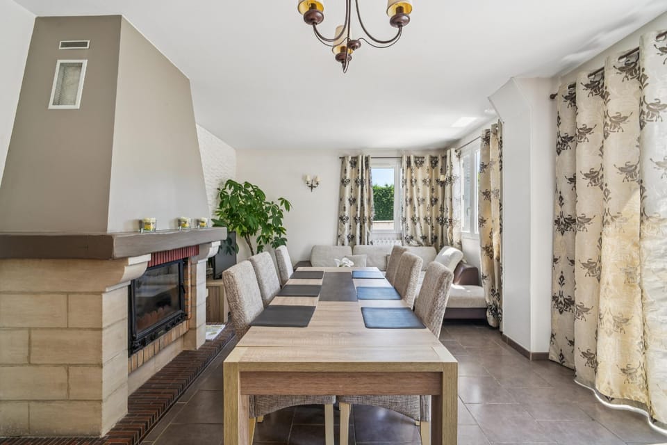 Roissy Chambres Hotel in Île-de-France