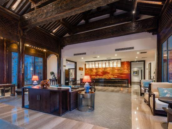 Liyang Yu · Bamboo Retreat (Yushui Hot Spring Store) Hotel in Zhejiang