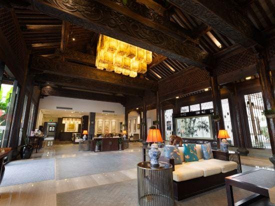 Liyang Yu · Bamboo Retreat (Yushui Hot Spring Store) Hotel in Zhejiang