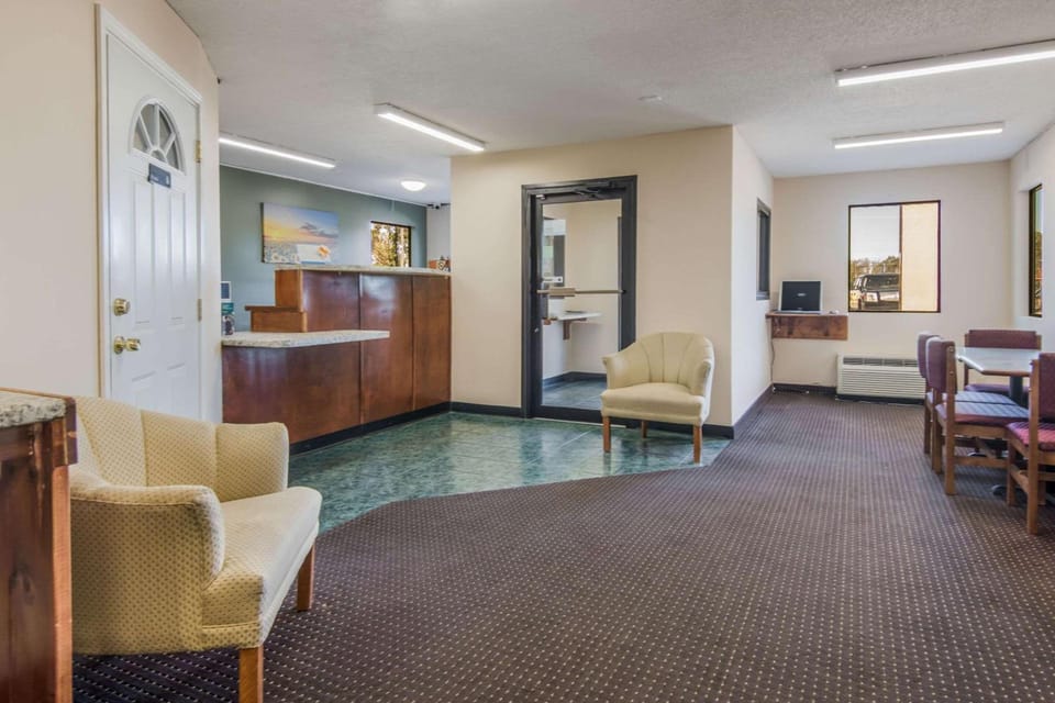Rodeway Inn & Suites Dublin Hotel in South Carolina