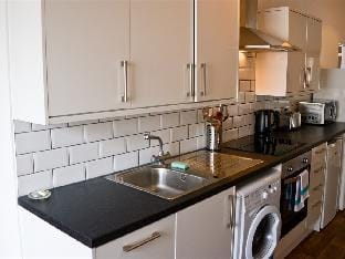 Corner House Apartment Hotel in Worthing