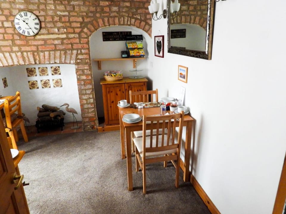 Crab Pot Cottage Hotel in Flamborough