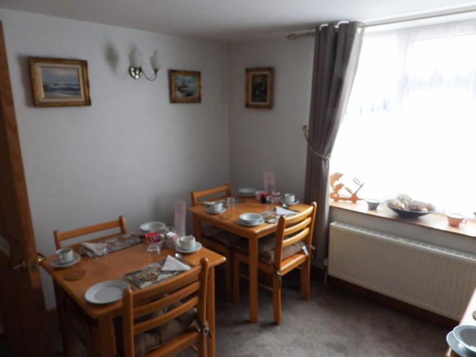 Crab Pot Cottage Hotel in Flamborough