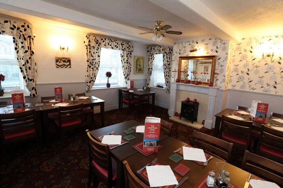 Croppers Arms Inn in Huddersfield