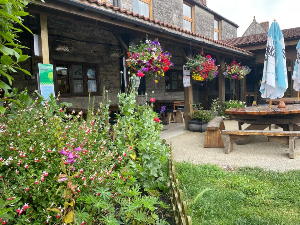 The Cross Keys Inn Inn in Mendip District