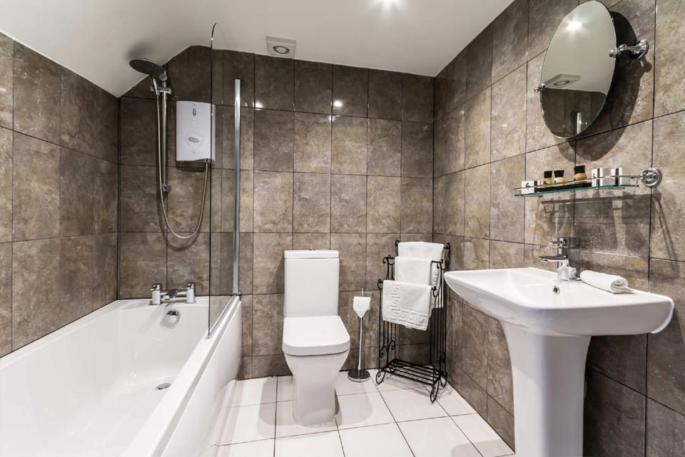 The Crown Inn Inn in Huntingdonshire District