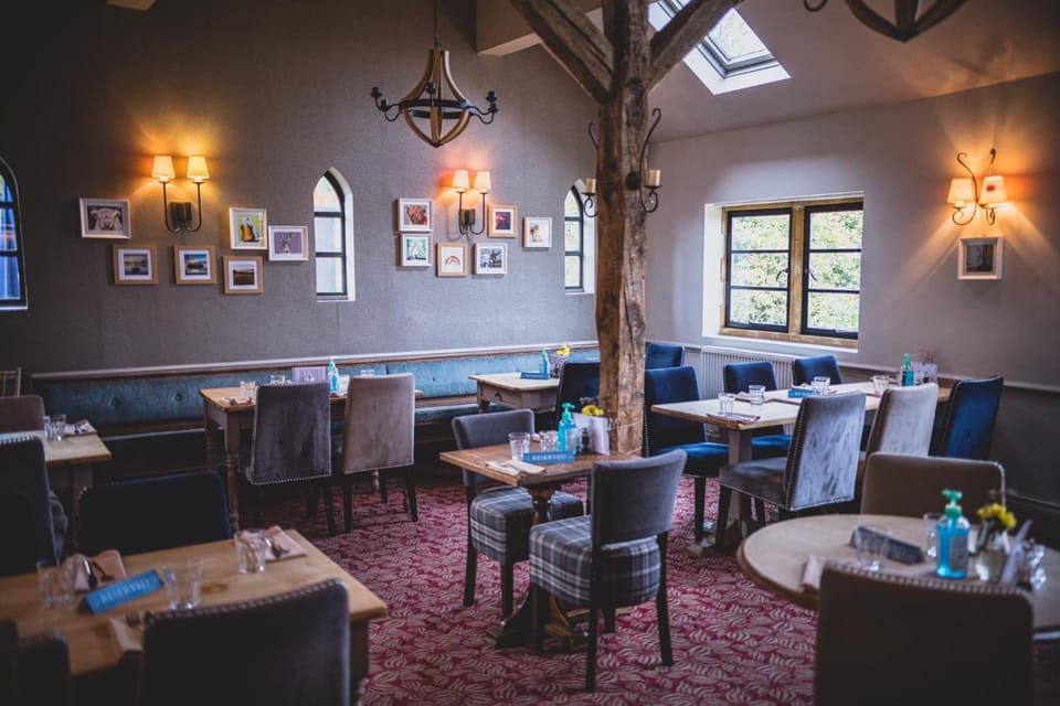 Castle at Edgehill Hotel in Cherwell District