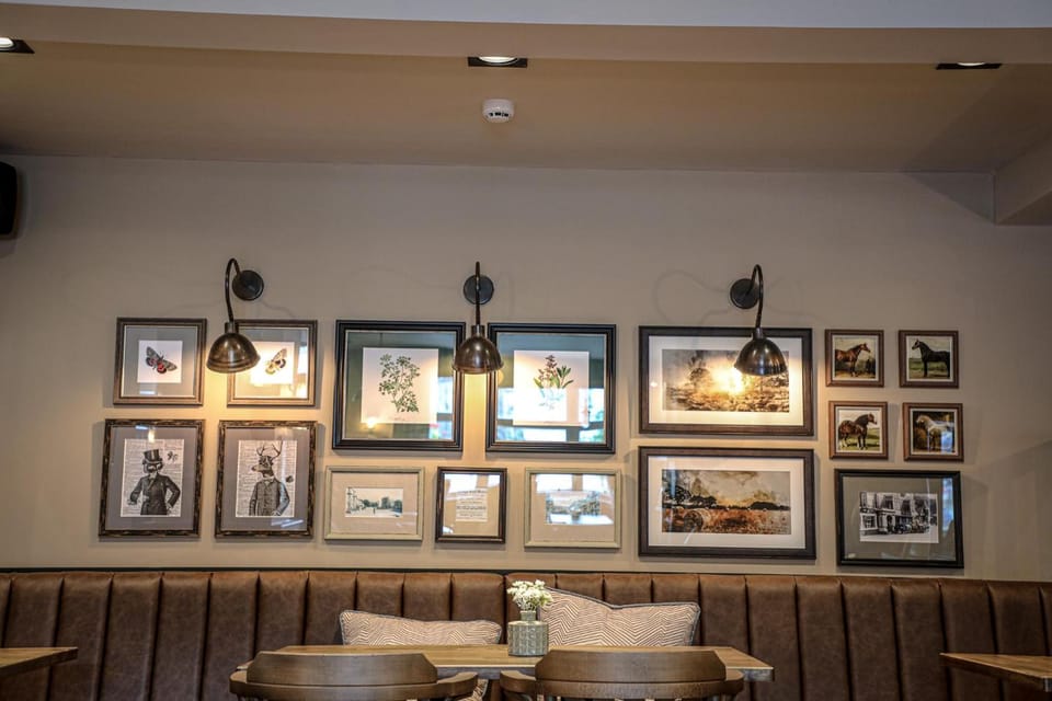 Bridge End Hotel Inn in Llangollen