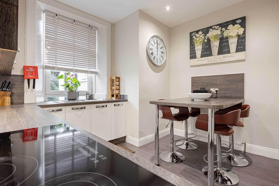 Carmel Apartments Residence Hotel in Falkirk