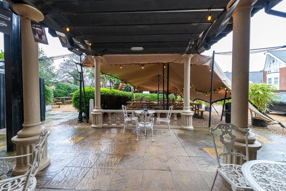 The Bosun's Chair Inn in Lymington