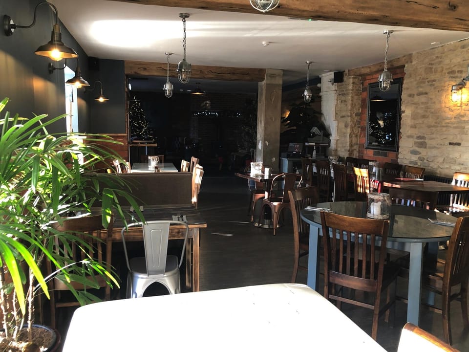 Black Horse Hotel in South Kesteven District