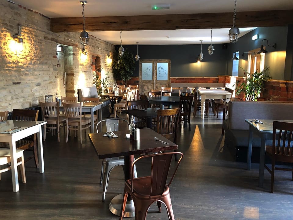Black Horse Hotel in South Kesteven District