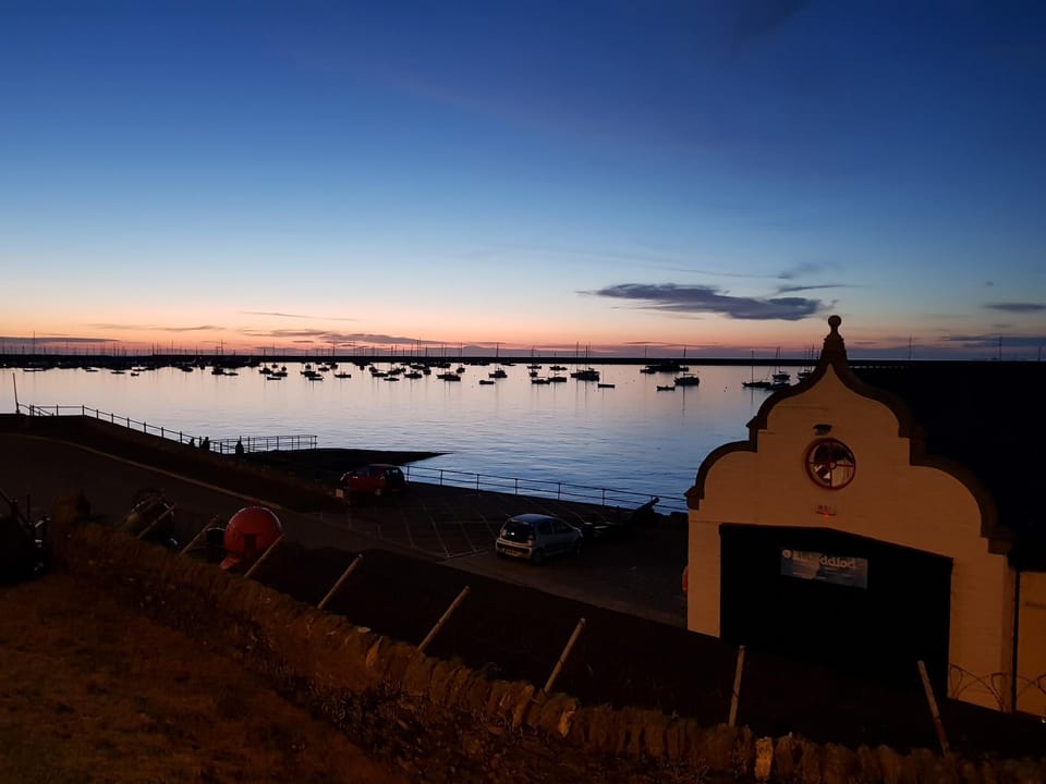 Beach Hut Guest House Hotel in Wales