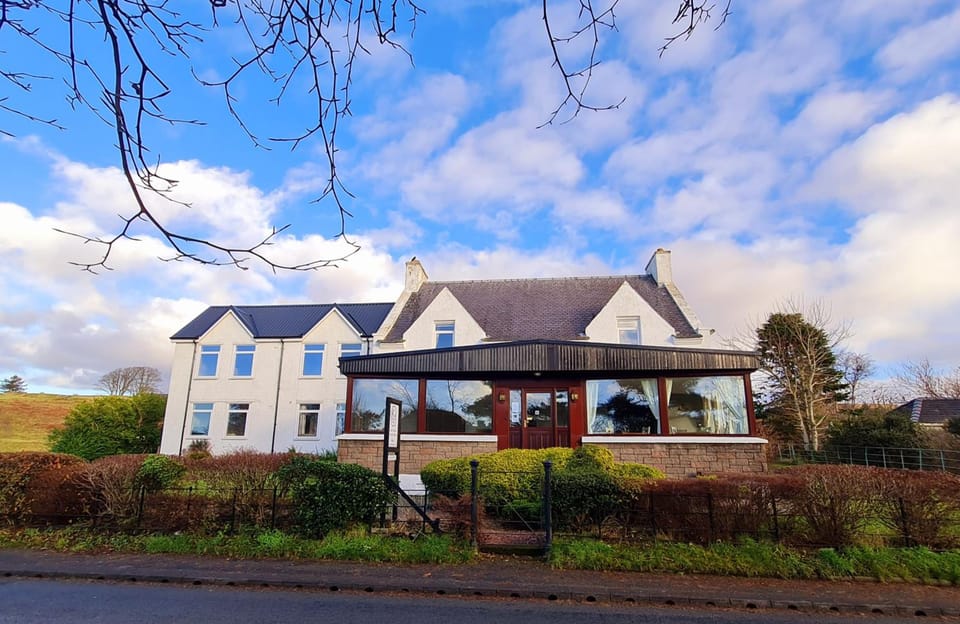 Atholl Guest House Hotel in Scotland