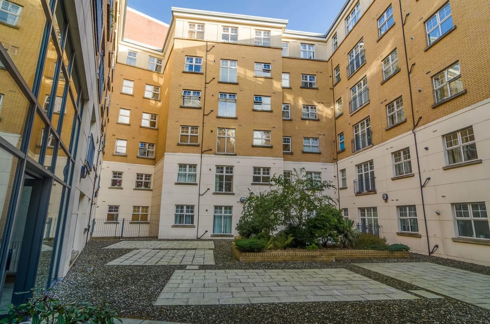 Central Belfast Apartments: Alfred Street Hotel in Belfast