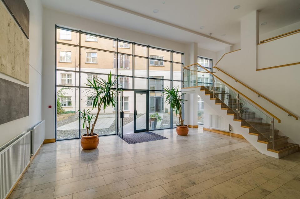 Central Belfast Apartments: Alfred Street Hotel in Belfast