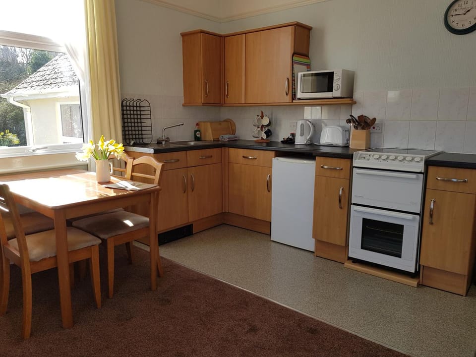 Abbey View Holiday Flats Hotel in Torquay