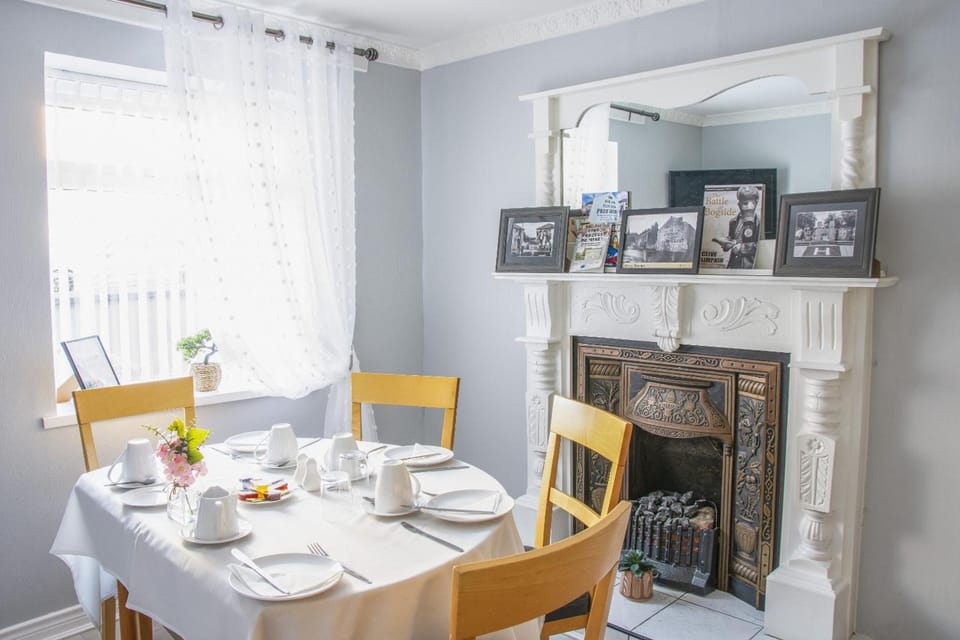 Bishop Gate B&B Hotel in Londonderry