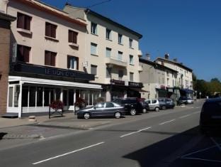 Hôtel Restaurant Le Lion d’Or Hotel in Auvergne-Rhône-Alpes