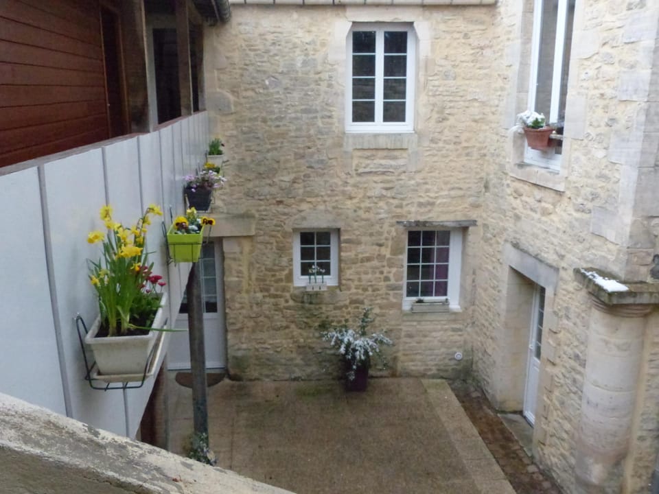 Logis de Saint-Jean Hotel in Bayeux