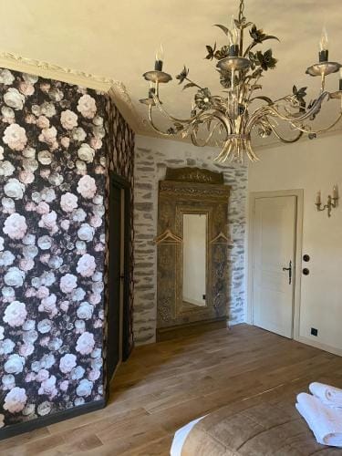Le Chateau de Cambiaire Hotel in Auvergne-Rhône-Alpes