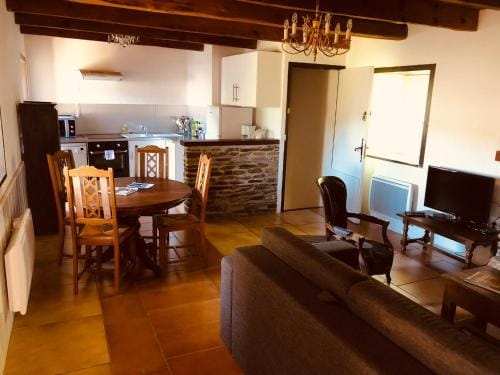 Le Chateau de Cambiaire Hotel in Auvergne-Rhône-Alpes