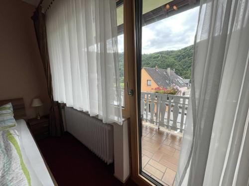 Hotel Zur Mosel Hotel in Trier-Saarburg