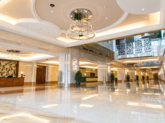 Ningbo East New Town Nanyuan Universe Hotel (Convention and Exhibition Center) Hotel in Zhejiang