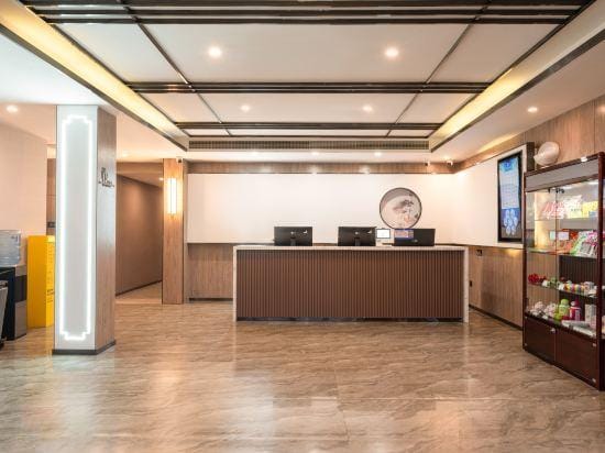 Suiman Hotel (Jinan Daming Lake) Hotel in Shandong