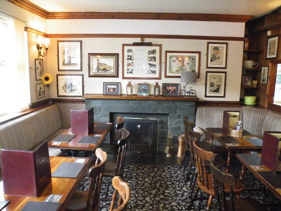 Twa Dogs Inn Inn in Keswick