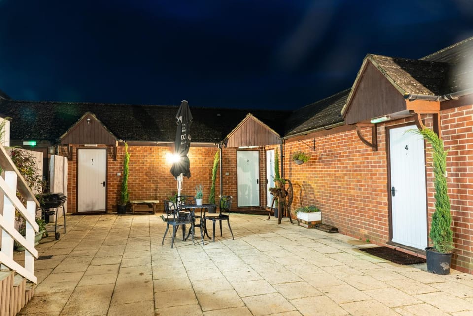 The Gate Hangs High Inn in Cherwell District