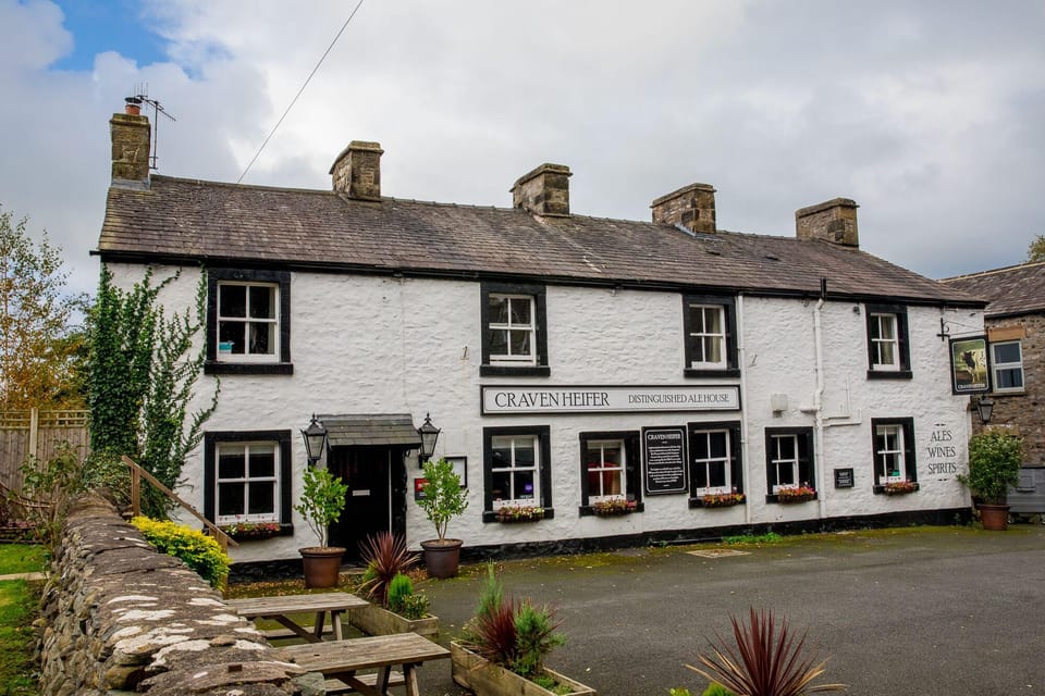 The Craven Heifer Ingleton Inn in Bank Bottom