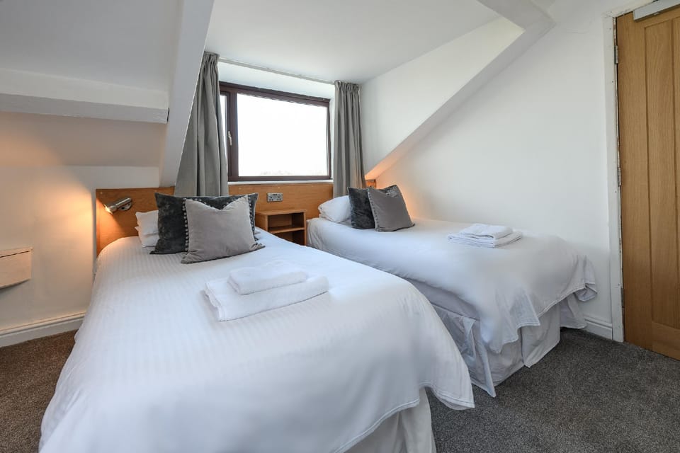 Woodlands Hall Hotel Hotel in Wales