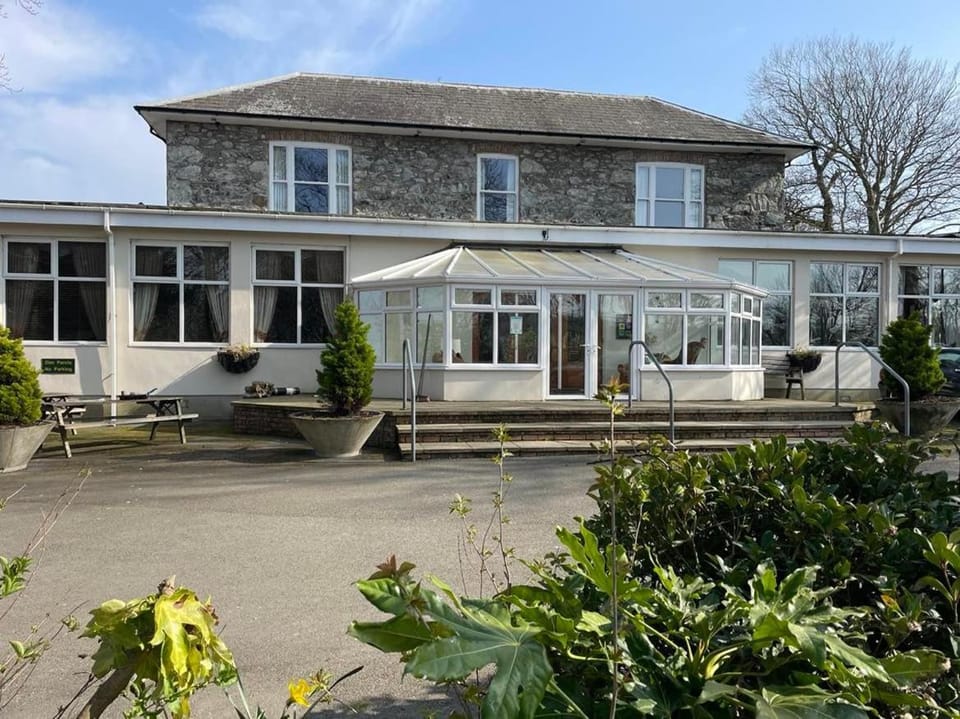Woodlands Hall Hotel Hotel in Wales