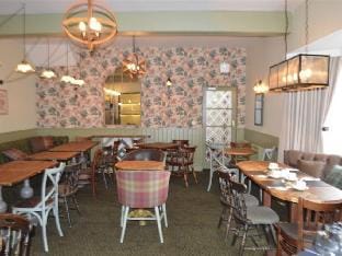 Woolpack Hotel Hotel in Wainfleet All Saints