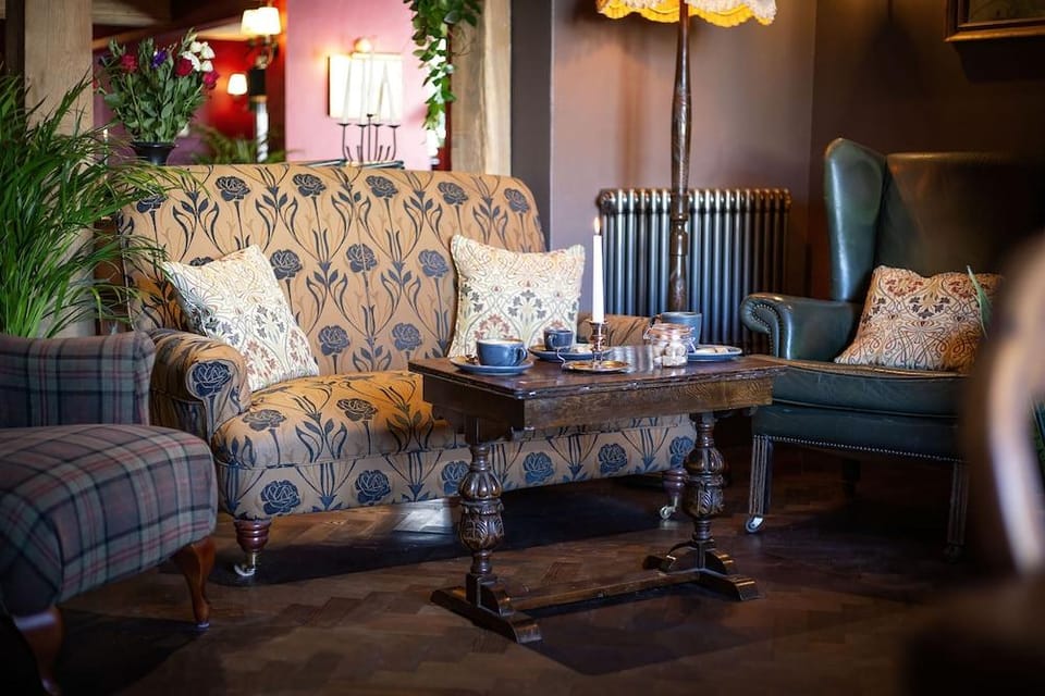 The White Hart Inn in Swindon