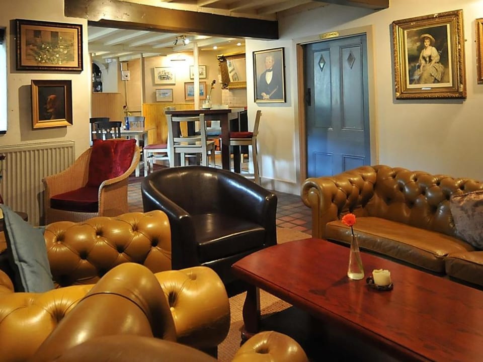 White Hart Cafe Bar & Bistro Inn in Telford