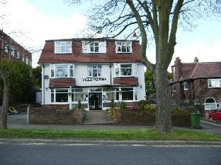 Villa Marina Hotel in Scarborough