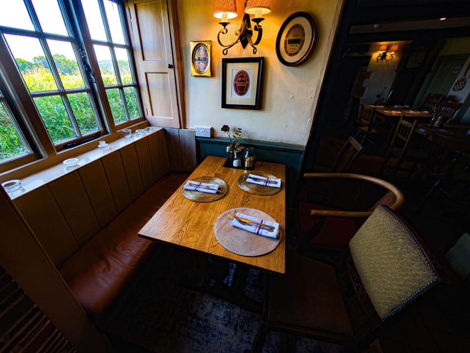 The Rose and Crown Inn Trent Inn in South Somerset District