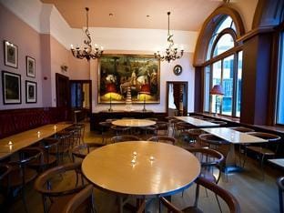 The Racquet Club Hotel in Liverpool