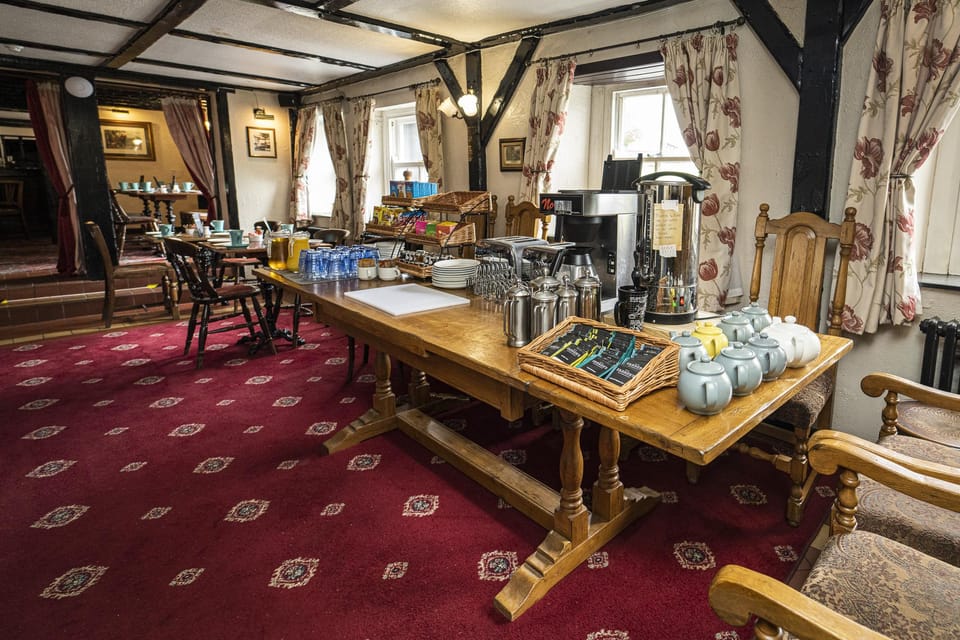 Queens Head Inn Inn in England